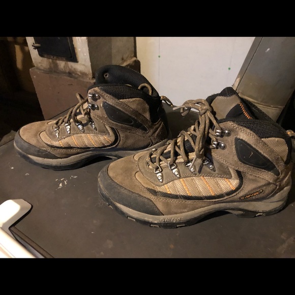 Hiking Boots - Picture 4 of 7